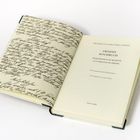 Linke Seite: handschriftliche Notizen. Rechte Seite: Titel "Grimms Kochbuch" von Henriette Dorothea Grimm, Anaconda.