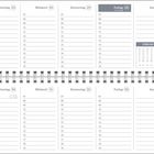 Zwei Wochen eines Kalenders mit Daten und Wochentagen. Enthält eine Monatsübersicht für Februar, März, April. Feiertage markiert.