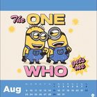 Kalenderseite mit Text: "The ONE WHO gets me". Zwei fröhliche Figuren in blauen Overalls, gelb mit Schutzbrillen. August-Kalender.