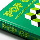 Text: "POP OP Magische Pop-Up-Illusionen", "David A. Carter". Ein grünes Buchcover mit geometrischem Muster.