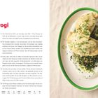 Texte: "Für 2 Personen", "Pierogi". Rezept mit Zutatenliste und Zubereitungsschritten. Rechts ein Teller mit zwei Pierogi.
