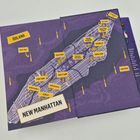 Karte in Lila-Tönen mit gelben Markierungen: „ÖDLAND“, „NEW MANHATTAN“, „ZITADELLE“, „ARIA-TURM“, „WACHTÜRME“.