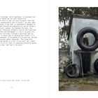 Text: "Paradoxically, technique, while important, is secondary for Palczak...And that's the point." 

Illustration: Gebäude mit zwei großen Reifen.