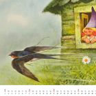 Text: "August". Illustration: Zwei Zwerge blicken aus einem Fenster, eine Schwalbe fliegt vorbei, Gänseblümchen im Gras.