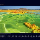 10 Oktober, grüne und gelbe Landschaft mit bizarren Formen, Kalenderelemente unten mit Datumsangaben.