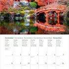 Kalenderseite: November 2027, mit Wochentagen in mehreren Sprachen. Bild: Japanischer Pavillon und rote Brücke im Herbstwald.