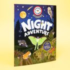 "Night Adventure", "Backpack Explorer Stickers", "Glow-in-the-Dark", ein Wald mit Tieren und einem großen Mond am Himmel.