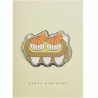 HAPPY BIRTHDAY. Illustration einer stilisierten Eule mit Schnabel und orangefarbenen Augen auf blassem Hintergrund.