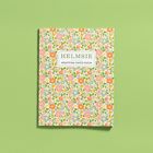 Text in der Mitte: "HELMSIE WRAPPING PAPER BOOK". Umgeben von buntem Blumenmuster auf hellem Hintergrund.