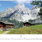 Text: "Österreich, Sulzenalm". Zwei Almhütten vor beeindruckenden, felsigen Bergen und grünem Hang. Kalendarium unten.