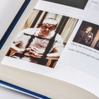 Texte: "1916", "Links: The Ship Inn", "Unten". Das Buch zeigt Fotos und viel Text auf den offenen Seiten.