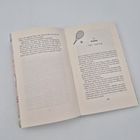 Links Text mit einer Geschichte. Rechts Kapitel 31: Scottie, darunter "Slate – Taylor Swift", mit Tennisschläger-Illustration.