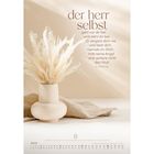 "Der Herr selbst geht vor dir her und steht dir bei. Er vergisst dich nie und lässt dich niemals im Stich..."  
Beige Vase mit Pampasgras.
