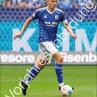 Text: "Timo Becker", "Vorabexemplar", "September". Ein Fußballspieler in blauem Trikot auf einem Spielfeld. Schalke 04 Logo unten.
