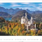 Neuschwanstein, Allgäu. Eine Burg thront majestätisch über buntem Herbstwald und einem blauen See vor Bergkulisse.