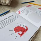 „WANN FÜHLST DU DICH ENTTÄUSCHT?“ und „DEIN GEFÜHL KENNEN“. Illustration eines roten, verärgerten Oktopus. Farbstifte.