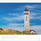 "September 2027 | Faszination Leuchttürme". Ein hoher, weißer Leuchtturm mit rotem Dach unter klarem, blauem Himmel.