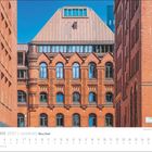 September 2027, Hamburg, Meine Stadt. Backsteingebäude mit vielen Fenstern in der Speicherstadt, Schild: Block W.