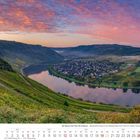 „Die Mosel von Trier bis Koblenz – Morgenstimmung an der Moselschleife Kröv-Wolf.“ September 2027 Kalenderansicht.