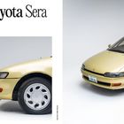 "Toyota Sera 1990" steht oben. Links Text über das Auto, rechts ein hellgelbes Auto mit Schmetterlingstüren.