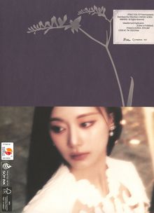 Tzuyu: abouTZU (Fly ver.), 1 CD und 1 Buch