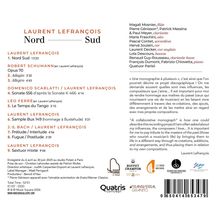 Texte listen Musikstücke und beteiligte Künstler auf, gefolgt von Zitaten und Produktionsdetails. Logos unten.