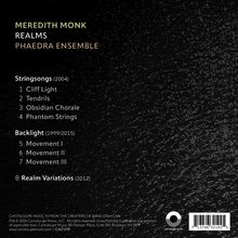 CD-Cover von "Realms" von Meredith Monk, Phaedra Ensemble, mit Trackliste und schwarz-texturierter Hintergrund.