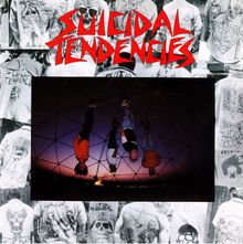 "Suicidal Tendencies" in roter, kantiger Schrift. Im Zentrum ein Foto, auf dem drei Personen kopfüber stehen, bei Sonnenuntergang.