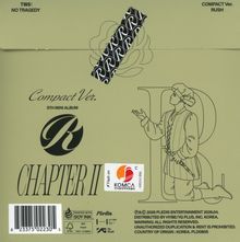 Texte: "TWS: NO TRAGEDY", "COMPACT Ver.", "RUSH", "Compact Ver.", "5TH MINI ALBUM", "R CHAPTER II".  
Illustration: Person kniet vor einem großen "R".