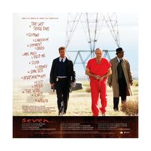 Eine Liste von Wörtern: The Last Seven Days, Gluttony, Somerset, Greed. Drei Männer laufen auf einem Feld.