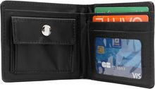 Ein schwarzes Portemonnaie, geöffnet, mit mehreren Kartenfächern. Sichtbare Karten: grün, orange, blaue Kreditkarte.