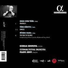 ERKKI-SVEN TÜÜR, TÕNU KÕRVITS, PĒTERIS VASKS. KSENIJA SIDOROVA Akkordeon, ESTONIAN FESTIVAL ORCHESTRA. Schwarzer Hintergrund.