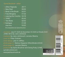 Informationen über ein Musikalbum mit Titelliste und Laufzeiten. Aufnahmeort, Mastering, Cover-Künstler und Produzenten sind genannt.