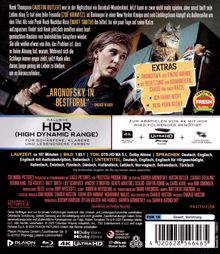 Texte: „ARONOFSKY IN BESTFORM.“ – Chicago Reader; „EXTRAS: Arnonfsky: Der einzig wahre...“. Mann mit Katze, dynamische Szene.