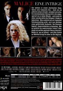 "Malice - Eine Intrige" beschreibt eine spannende Handlung mit Themen wie Verrat und medizinische Fehler.