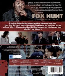 Text: "FOX HUNT - GNADENLOSE JAGD". Ein Mann mit ernstem Blick hält einen Finger vor den Mund.
