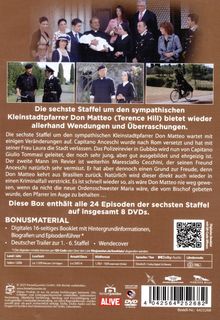 „Die sechste Staffel um den sympathischen Kleinstadtpfarrer Don Matteo bietet allerhand Wendungen und Überraschungen.“<br>Gruppenfoto, Pfarrer mit Baby. Drei kleinere Fotos mit Szenen. Entwurf für DVD-Box-Rückseite.