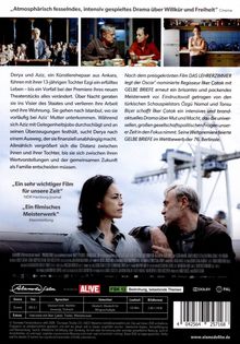 "Atmosphärisch fesselndes, intensiv gespieltes Drama über Willkür und Freiheit“ Cinema. Zwei Personen blicken sich ernst an.
