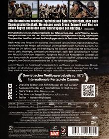 „Die Rotarmisten beweisen Tapferkeit und Opferbereitschaft.“ Oben sind Fotos von Soldaten in Uniform. Unten Zusatzinfos zum Film.