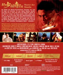 „Master der Shaolin“ in großen Buchstaben, ein asiatischer Kampfkunstfilm mit aufregenden Szenen und beeindruckender Choreografie.