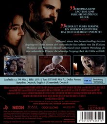 Zitate: "Beeindruckend groteske und furchteinflößende Bilder." "Keeper ist purer Perkins, ein Horror-Kunstwerk."  
Text: Informationen über Filmlänge, Audiooptionen und Sprachen.
Oben sieht man ein Paar eng aneinander gelehnt, darunter gruselige Szenen.