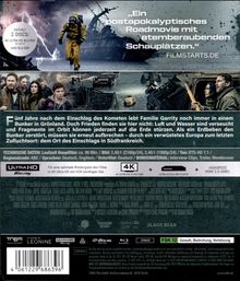 „Ein postapokalyptisches Roadmovie mit atemberaubenden Schauplätzen.“ Darunter Menschen und zerstörte Schiffe.