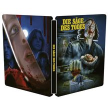 "Die Säge des Todes" steht in gelben Buchstaben. Eine blutige Säge schneidet durch. Menschen mit erschrockenen Gesichtern.