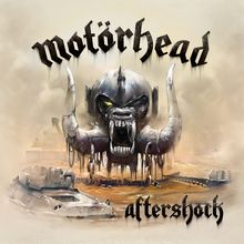 "Motörhead" und "Aftershock" in gotischer Schrift über einer metallischen, furchteinflößenden Kreatur mit Hörnern.
