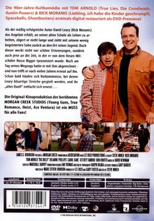 Die 90er-Jahre-Kultkomödie mit TOM ARNOLD und RICK MORANIS digital restauriert. Zwei Männer stehen nebeneinander.