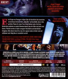 "UNCUT: Junge V-Logger auf der Suche nach einem angeblich verstorbenen Serienkiller. Fieser und blutiger Supernatural-Slasher."