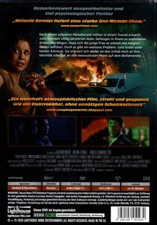 DVD Rückseite, Thriller mit Melanie Bernier, Flammen und Autos im Tunnel, Frau mit Feuerlöscher, bedrückende Atmosphäre.