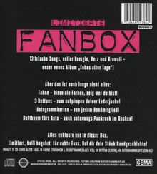 Limitierte FANBOX, 13 Songs, Fahne, 3 Buttons, Autogrammkarten, Duftbaum. Exklusiv für Fans. Hol dir dein Stück Bandgeschichte!