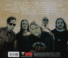 1. BLEED WITH PRIDE 2. SUPERMAN 3. MISS ME WHEN I'M GONE 4. GHOSTBOUND. Fünf Männer, teils mit Sonnenbrillen, im Vordergrund.
