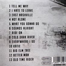 Liste von 13 Songtiteln, darunter "TELL ME WHY" und "I HATE TO LEAVE", auf strukturiertem grauem Hintergrund.